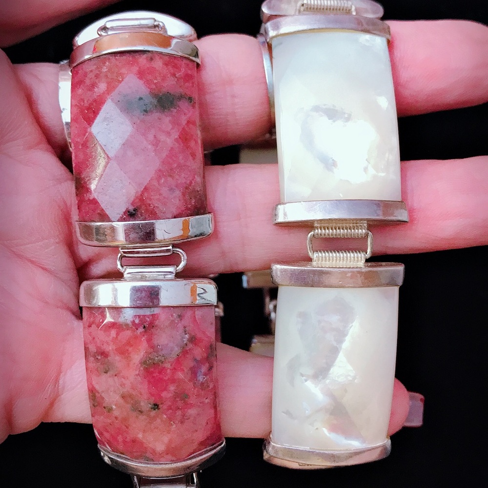 🆕Huge Faceted MOPF Jade 5 Station Bracelet